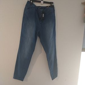 Fashion Nova Super Stretch Skinny Jeans